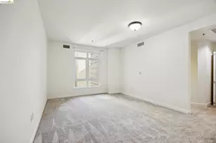 423 7th St, Oakland, CA 94607 - Photo 5