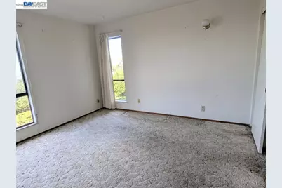 19100 Crest Ave #25, Castro Valley, CA 94546 - Photo 11