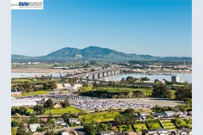 347 E T St, Benicia, CA 94510 - Photo 27