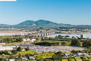 347 E T St, Benicia, CA 94510 - Photo 27