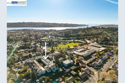 347 E T St, Benicia, CA 94510 - Photo 25