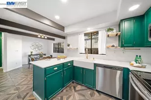 347 E T St, Benicia, CA 94510 - Photo 5