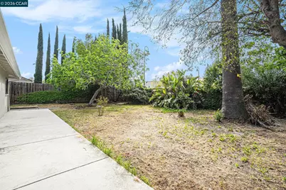 2442 Geraldine Dr, Pleasant Hill, CA 94523 - Photo 23