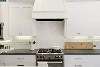 12 La Sombra Ct, Orinda, CA 94563 - Photo 29