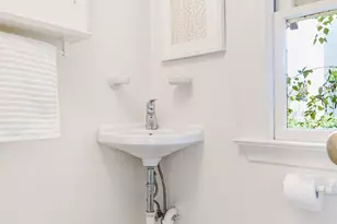 248 Mather St, Oakland, CA 94611 - Photo 23