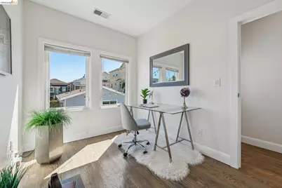 2012 Chestnut St, Oakland, CA 94607 - Photo 17