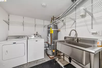 2012 Chestnut St, Oakland, CA 94607 - Photo 27