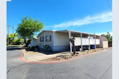 820 Lincoln Way #104, Galt, CA 95632 - Photo 3