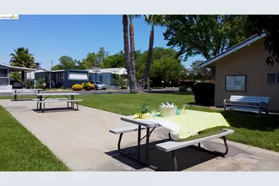 820 Lincoln Way #104, Galt, CA 95632 - Photo 41