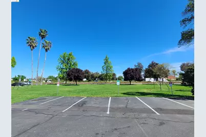 820 Lincoln Way #104, Galt, CA 95632 - Photo 29