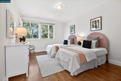 1 Gardiner Ct, Orinda, CA 94563 - Photo 35