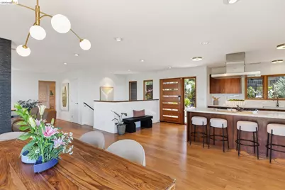 470 Spruce St, Berkeley, CA 94708 - Photo 25