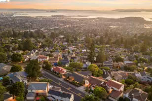 470 Spruce St, Berkeley, CA 94708 - Photo 55