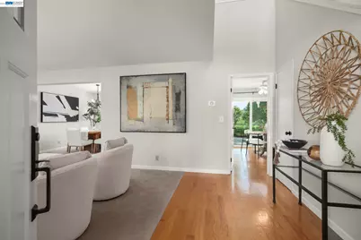 6034 Slopeview Ct, Castro Valley, CA 94552 - Photo 3