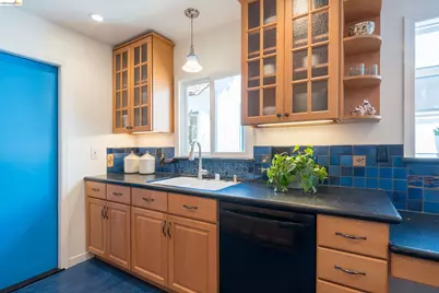 5437 Poinsett Ave, El Cerrito, CA 94530 - Photo 7