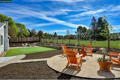 9529 Thunderbird Dr, San Ramon, CA 94583 - Photo 37