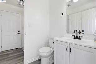 1940 Mc Peak Ct, Tracy, CA 95376 - Photo 27