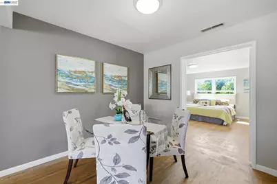 16311 Ria Dr, Ashland, CA 94578 - Photo 9