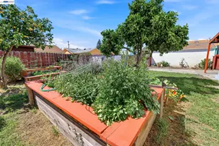 16311 Ria Dr, Ashland, CA 94578 - Photo 41