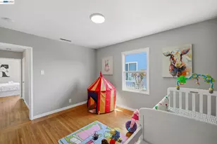 16311 Ria Dr, Ashland, CA 94578 - Photo 23