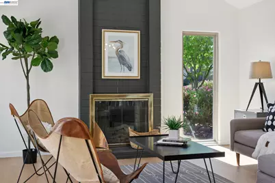 3201 Phoenix Ln, Alameda, CA 94502 - Photo 9