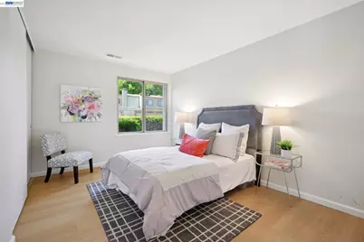 3201 Phoenix Ln, Alameda, CA 94502 - Photo 23