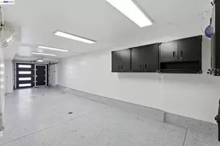 2975 Cesar Chavez St, San Francisco, CA 94110 - Photo 51