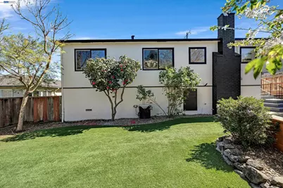 18595 Laredo Rd, Castro Valley, CA 94546 - Photo 19