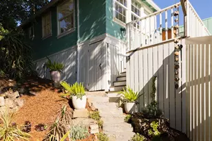 943 Glendome Cir, Oakland, CA 94602 - Photo 33