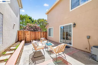 1557 Hermocilla Way, San Jose, CA 95116 - Photo 25