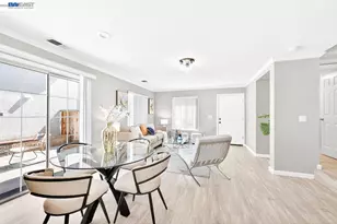 1557 Hermocilla Way, San Jose, CA 95116 - Photo 11