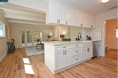 385 Maureen Ln, Pleasant Hill, CA 94523 - Photo 9