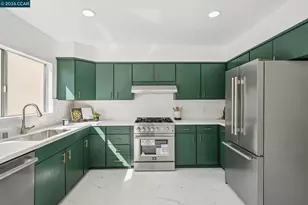 607 6th Ave, San Francisco, CA 94118 - Photo 15