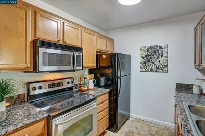 140 Reflections Dr #25, San Ramon, CA 94583 - Photo 9