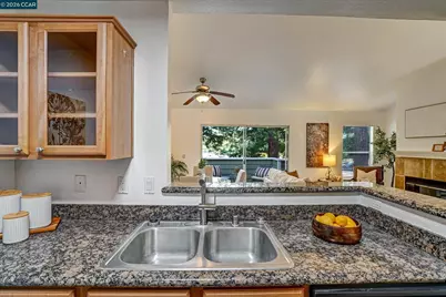 140 Reflections Dr #25, San Ramon, CA 94583 - Photo 11