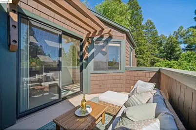 10 Pomfret Walk, Pleasant Hill, CA 94523 - Photo 27