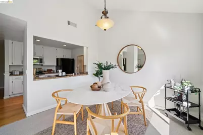 10 Pomfret Walk, Pleasant Hill, CA 94523 - Photo 13