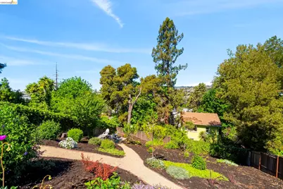 700 Calmar Ave., Oakland, CA 94610 - Photo 51