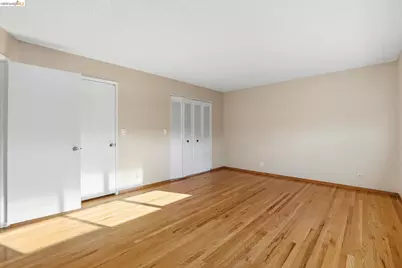 518 Churchill Park Dr, San Jose, CA 95136 - Photo 25