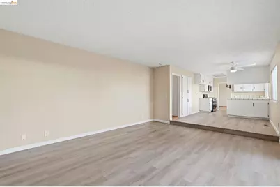 518 Churchill Park Dr, San Jose, CA 95136 - Photo 13