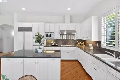 2270 Doccia Ct, Pleasanton, CA 94566 - Photo 17