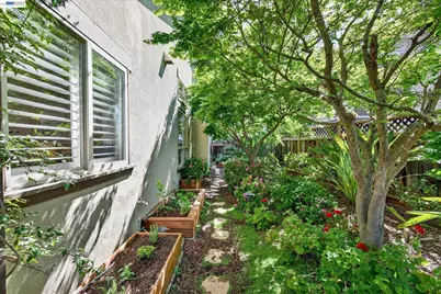 2270 Doccia Ct, Pleasanton, CA 94566 - Photo 43