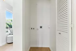 555 10th St, Oakland, CA 94607 - Photo 19