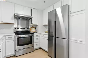 555 10th St, Oakland, CA 94607 - Photo 11