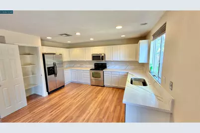 5104 Trailridge Ct, Antioch, CA 94531 - Photo 3