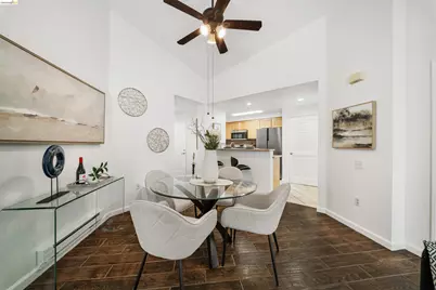 280 Caldecott #321, Oakland, CA 94618 - Photo 11