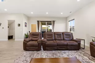 2394 Bharvani Ave, Manteca, CA 95337 - Photo 11