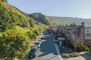 6401 Blue Rock Ct, Oakland, CA 94605 - Photo 41