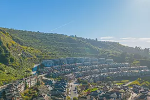 6401 Blue Rock Ct, Oakland, CA 94605 - Photo 25