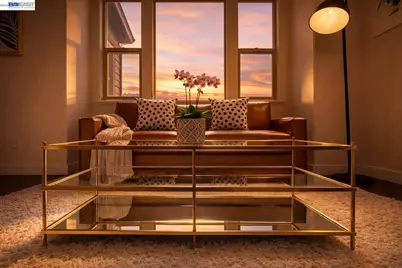 6401 Blue Rock Ct, Oakland, CA 94605 - Photo 21